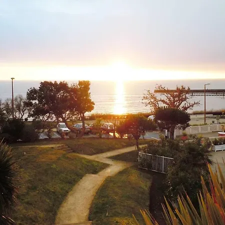 3p7/8 Sea/pool View *