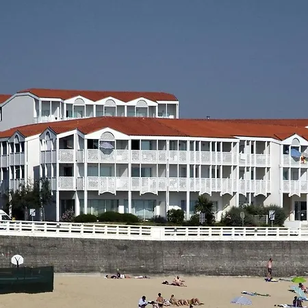 3p7/8 Sea/pool View Apartment Fouras